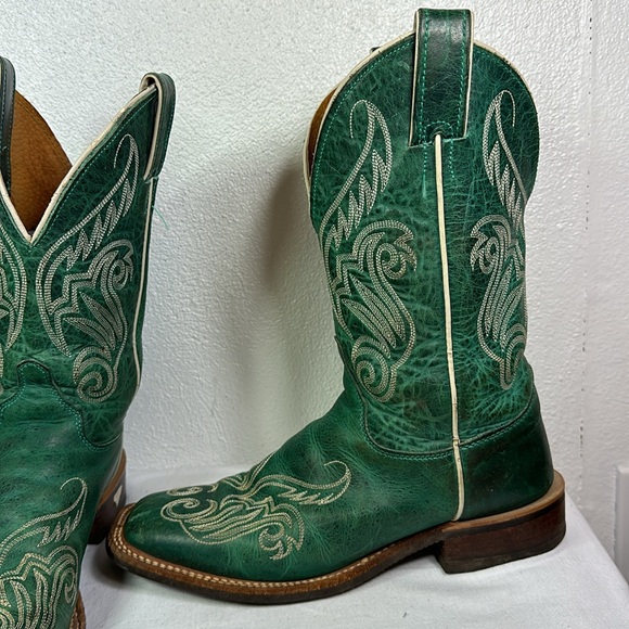 Justin boots SIZE 8 1/2 B - Picture 6 of 17